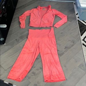 Barely worn pink Juicy Couture sweatsuit size M